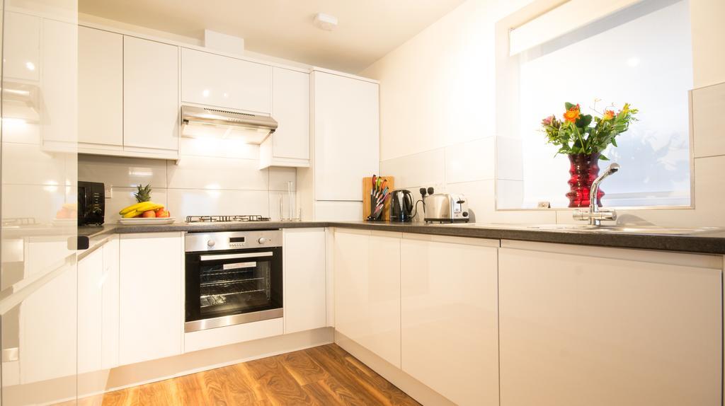 Arnos Apartments Finchley Bilik gambar